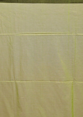Green Cotton Saree With Blouse Piece