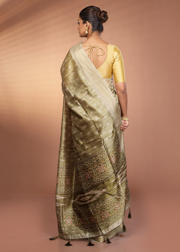 Green Dupion Silk Saree With Blouse Piece