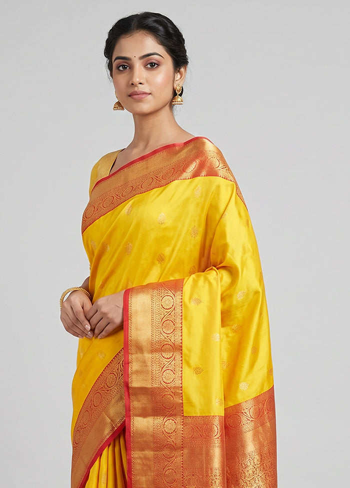 Yellow Handloom Kanchipuram Pure Silk Saree With Blouse Piece