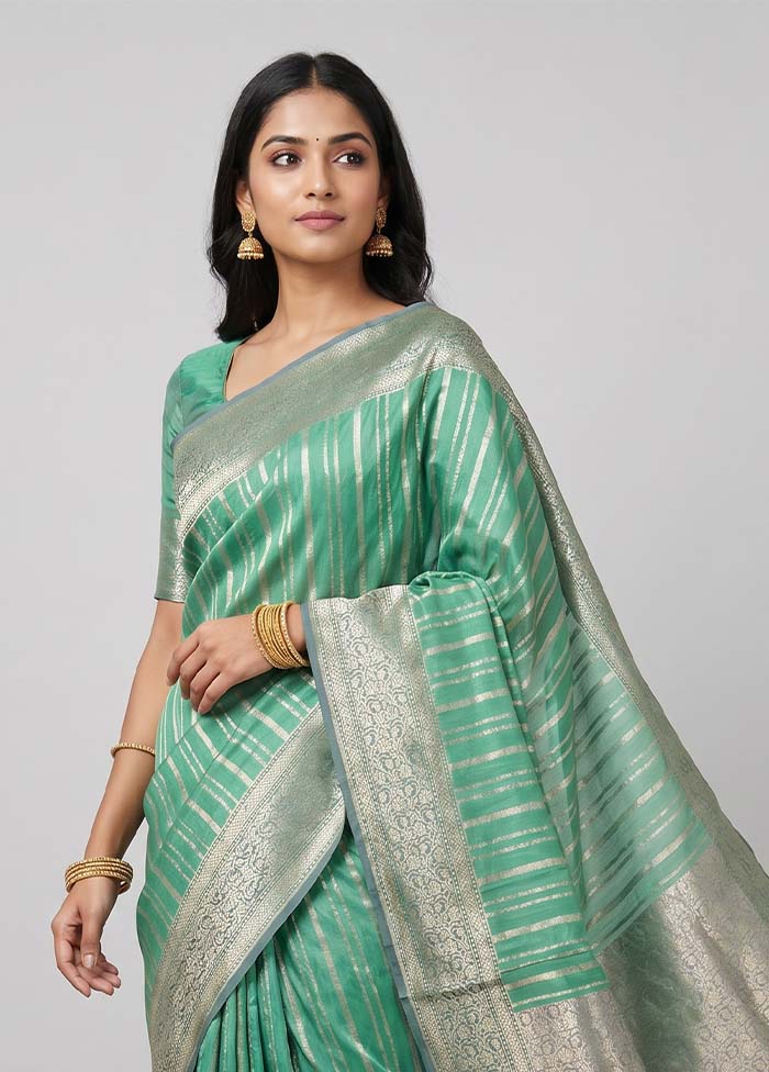 Green Organza Saree With Blouse Piece