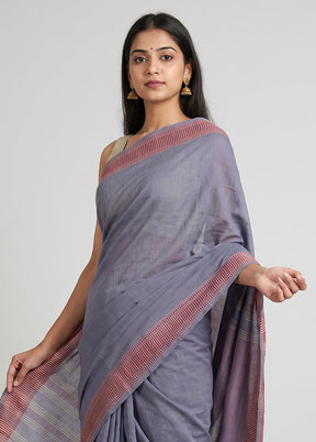 Grey Pure Cotton Saree With Blouse Piece