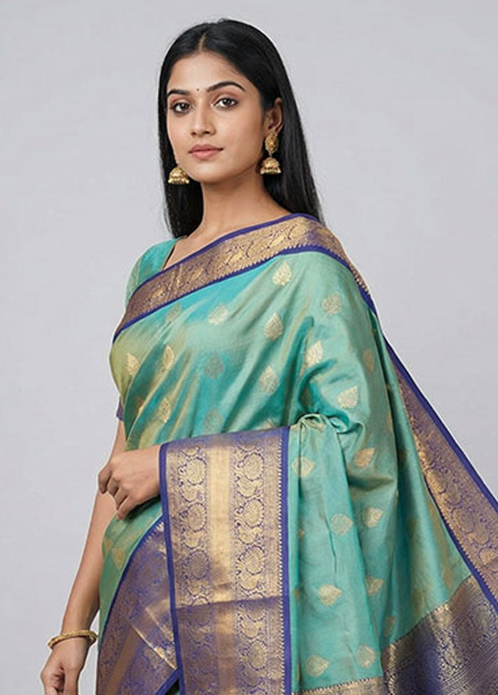 Green Handloom Kanjivaram Pure Silk Saree With Blouse Piece