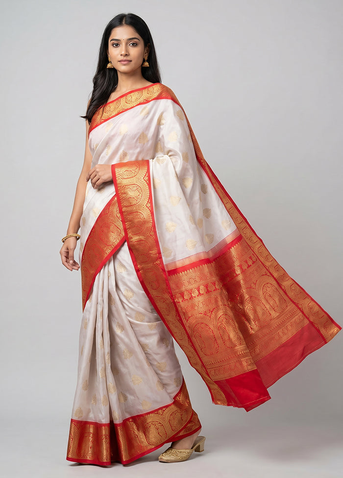 Cream Handloom Kanchipuram Pure Silk Saree With Blouse Piece