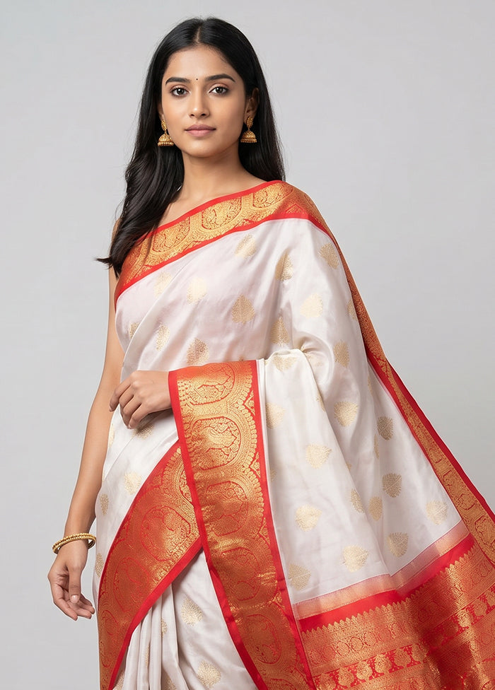 Cream Handloom Kanchipuram Pure Silk Saree With Blouse Piece
