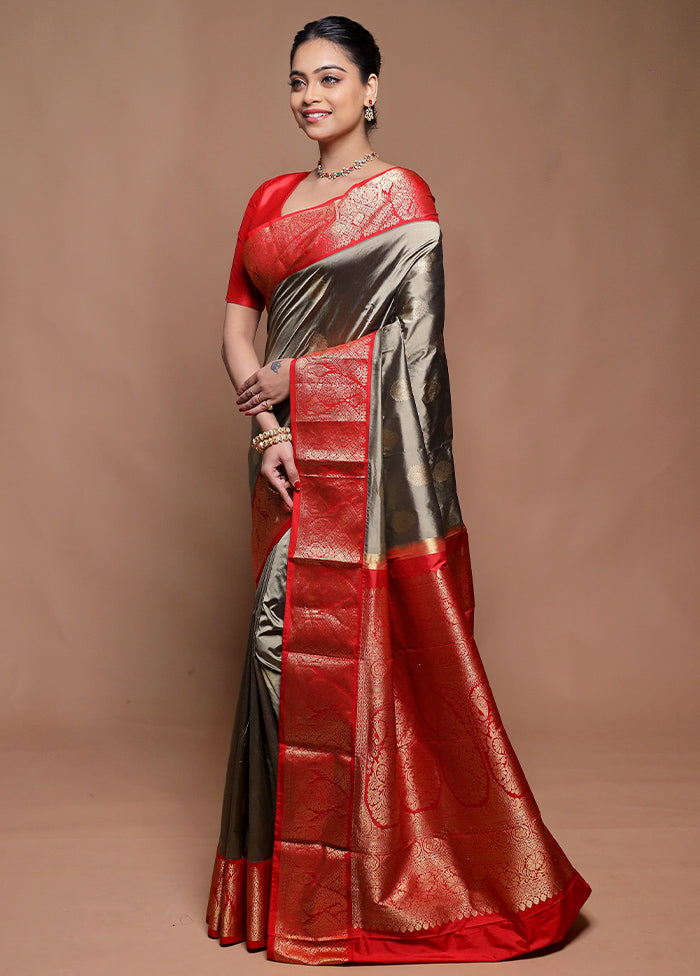 Grey Handloom Kanchipuram Pure Silk Saree With Blouse Piece