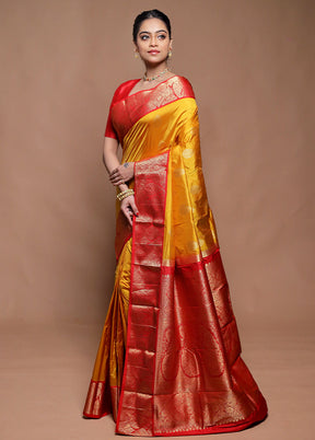 Yellow Handloom Kanchipuram Pure Silk Saree With Blouse Piece