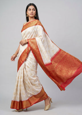 White Handloom Kanchipuram Pure Silk Saree With Blouse Piece