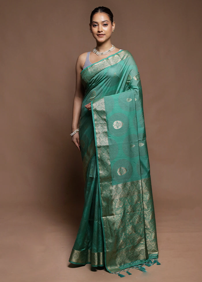 Green Dupion Silk Saree With Blouse Piece