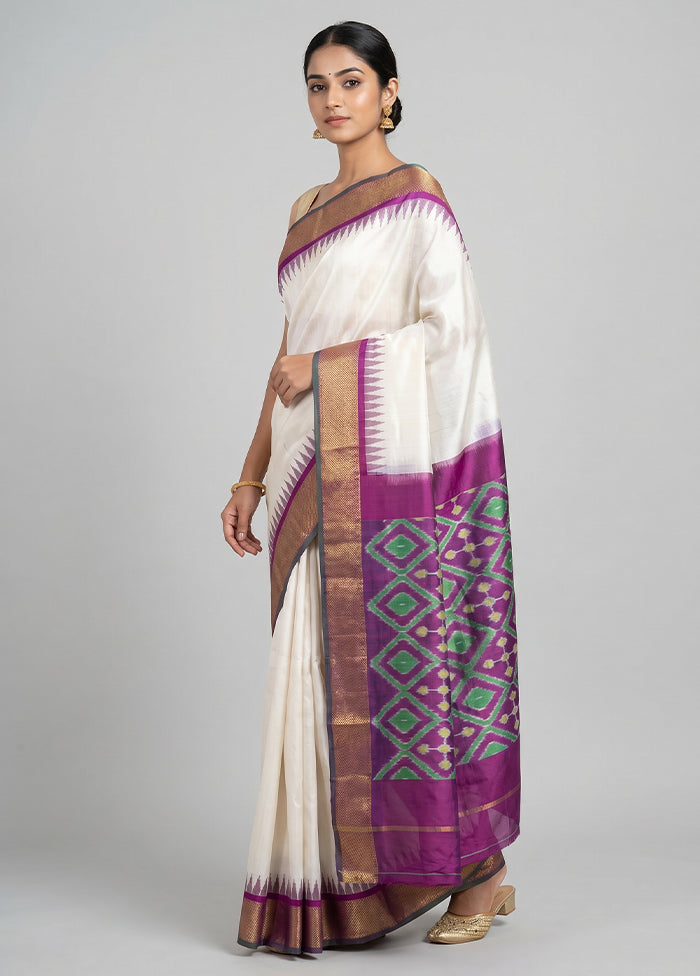 Cream Handloom Ikkat Pure Silk Saree With Blouse Piece