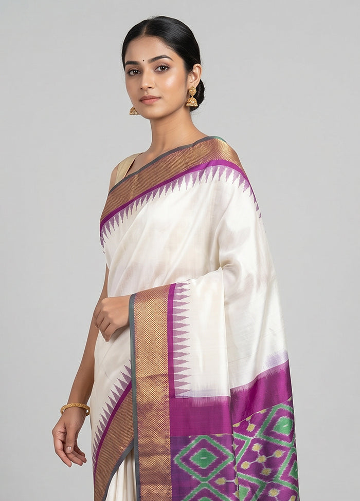 Cream Handloom Ikkat Pure Silk Saree With Blouse Piece