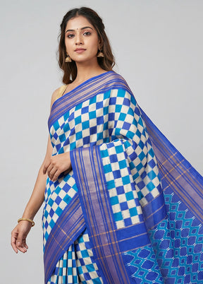 White Handloom Ikkat Pure Silk Saree With Blouse Piece