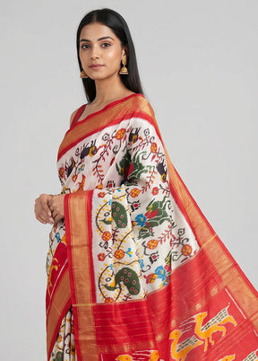 Cream Handloom Ikkat Pure Silk Saree With Blouse Piece