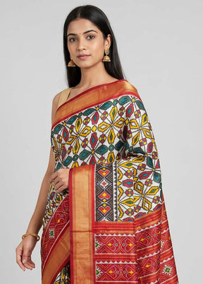 White Handloom Ikkat Pure Silk Saree With Blouse Piece
