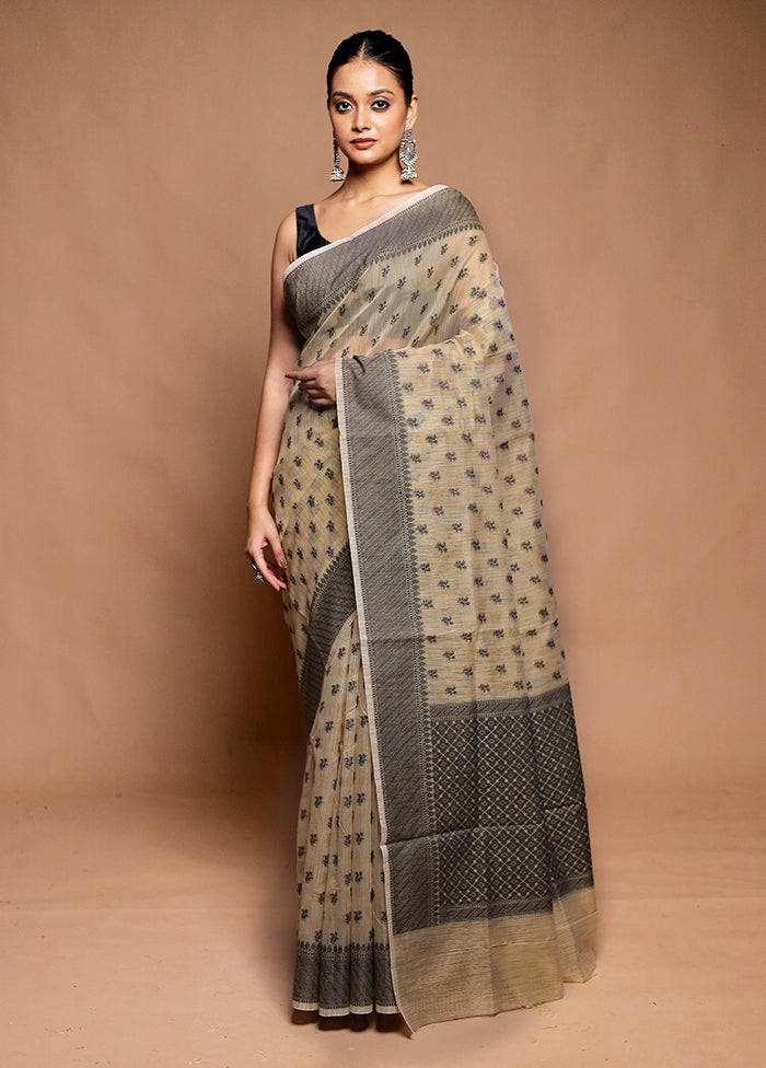 Cream Cotton Saree With Blouse Piece
