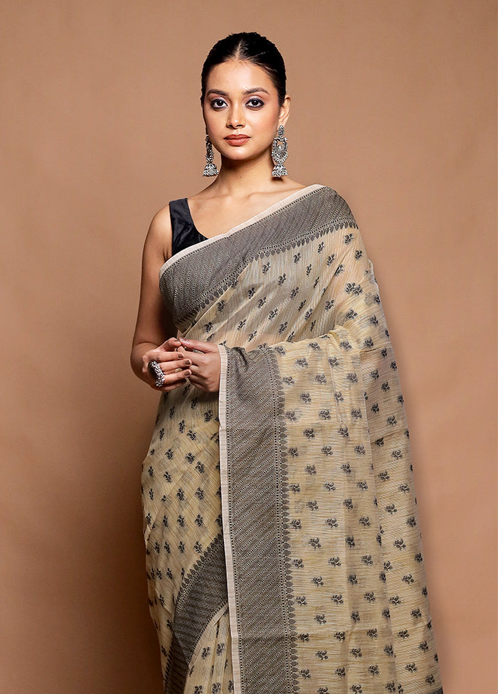 Cream Cotton Saree With Blouse Piece