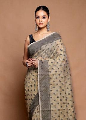 Cream Cotton Saree With Blouse Piece