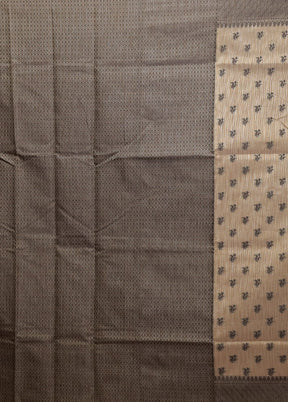 Cream Cotton Saree With Blouse Piece
