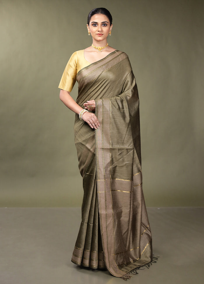 Cream Tussar Silk Saree With Blouse Piece