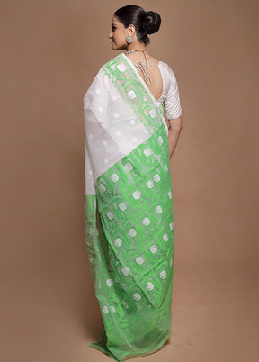 White Tant Jamdani Saree Without Blouse Piece