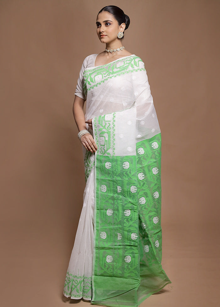 White Tant Jamdani Saree Without Blouse Piece