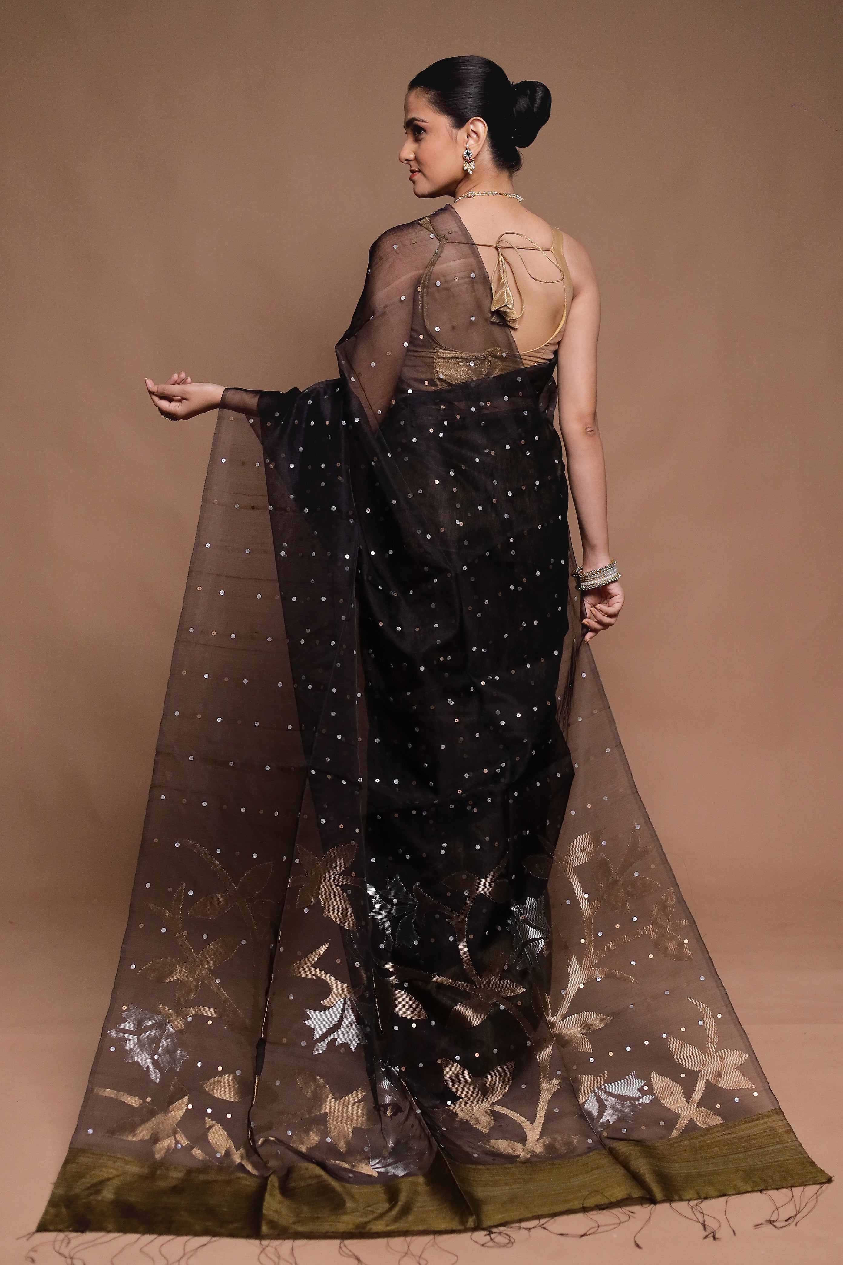Black Handloom Matka Pure Silk Saree With Blouse Piece