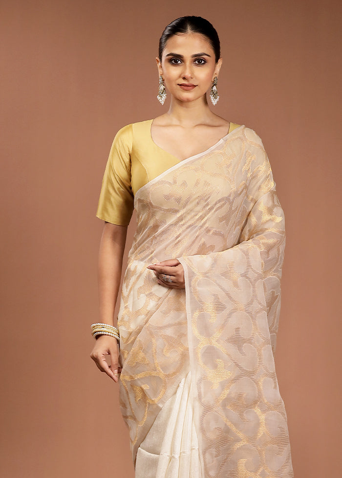 White Handloom Matka Pure Silk Saree With Blouse Piece