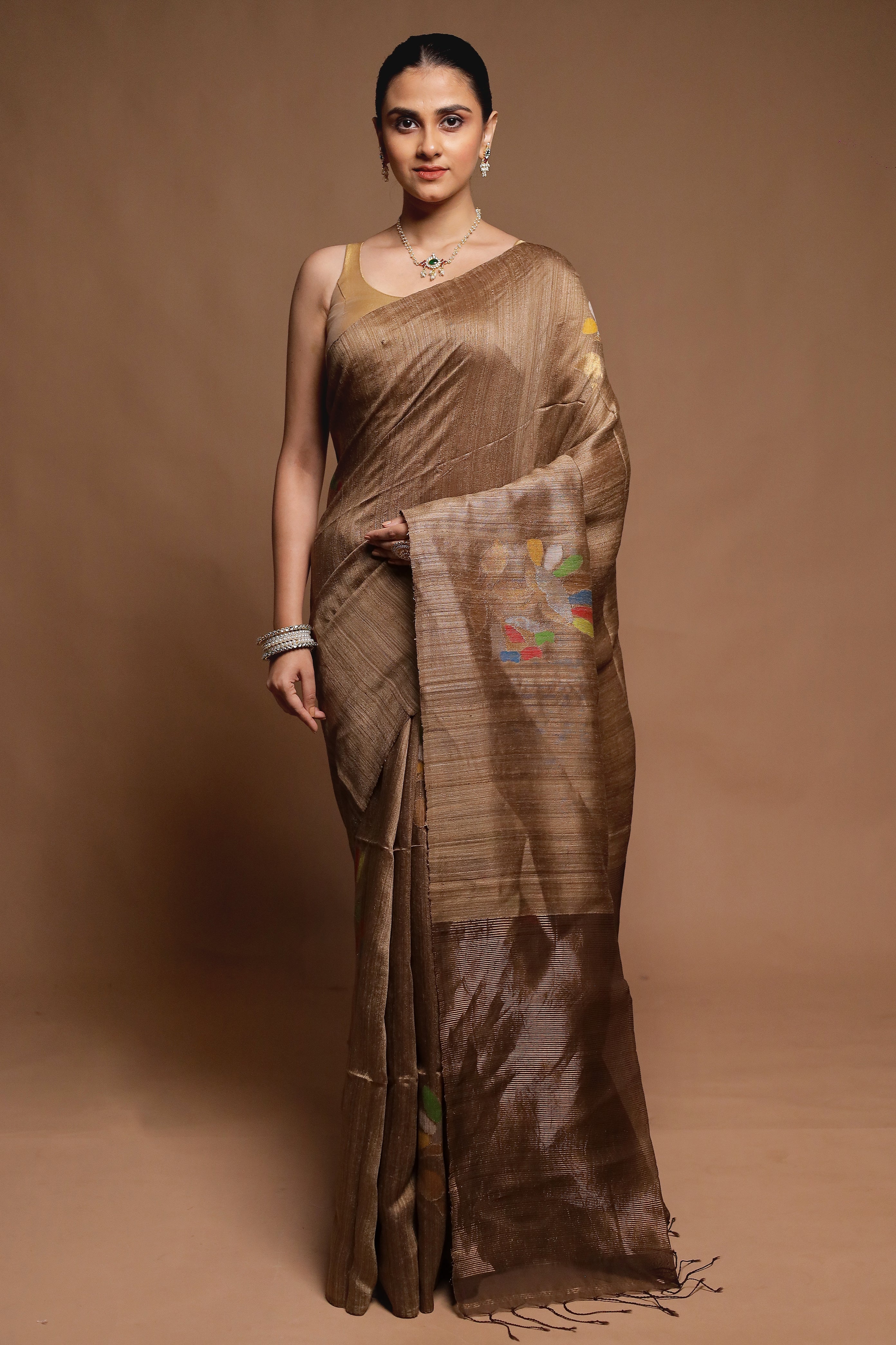 Cream Handloom Matka Pure Silk Saree With Blouse Piece
