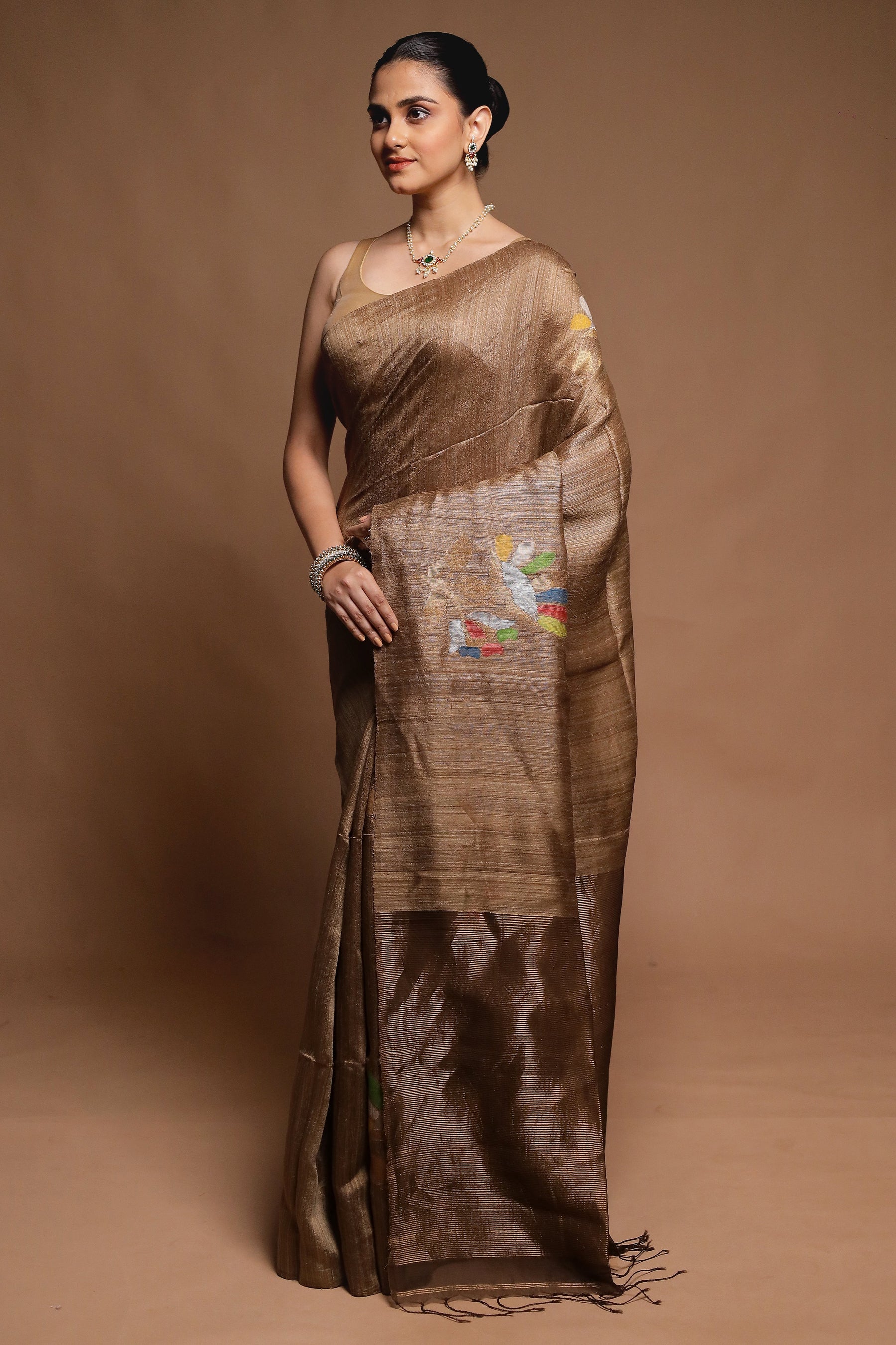 Cream Handloom Matka Pure Silk Saree With Blouse Piece