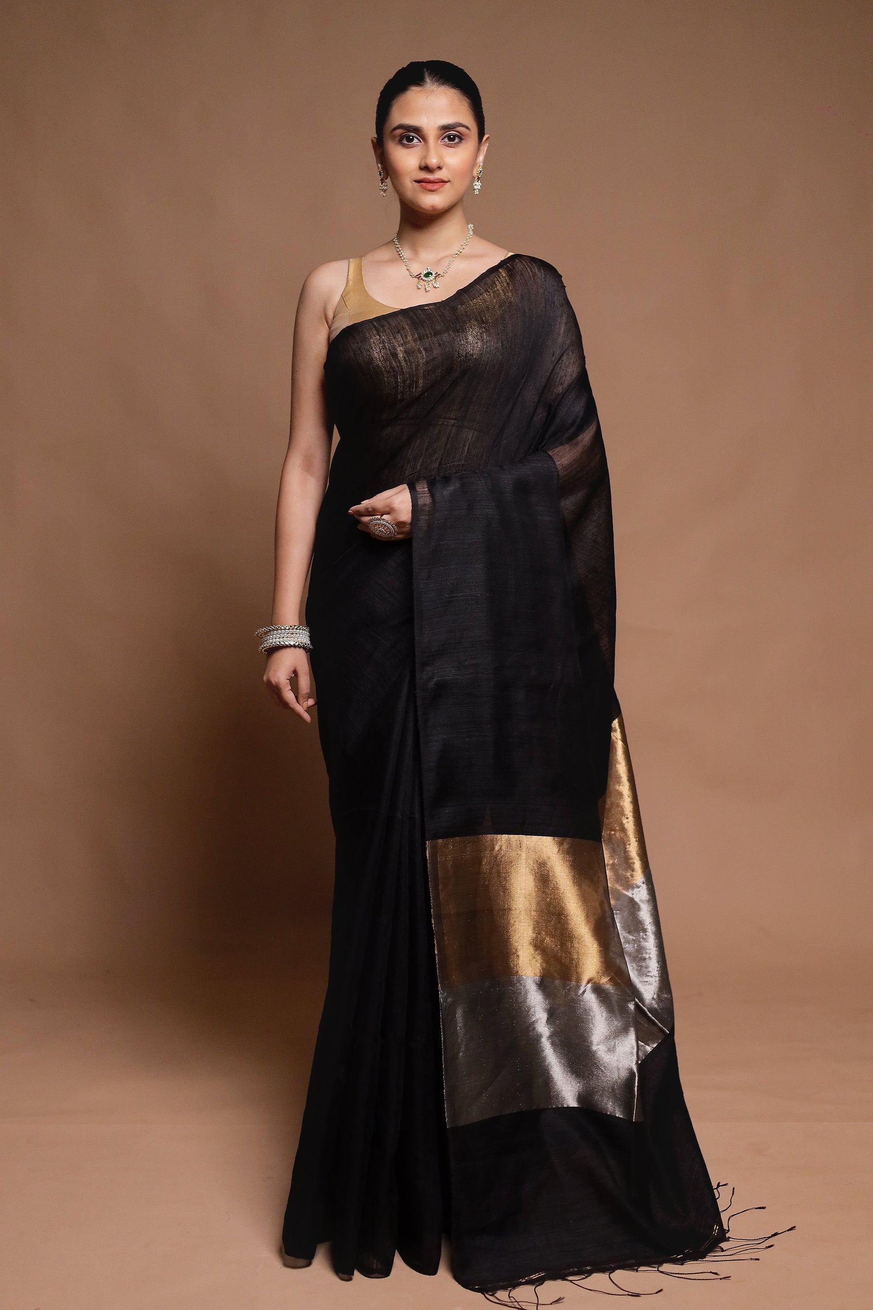 Black Handloom Matka Pure Silk Saree With Blouse Piece