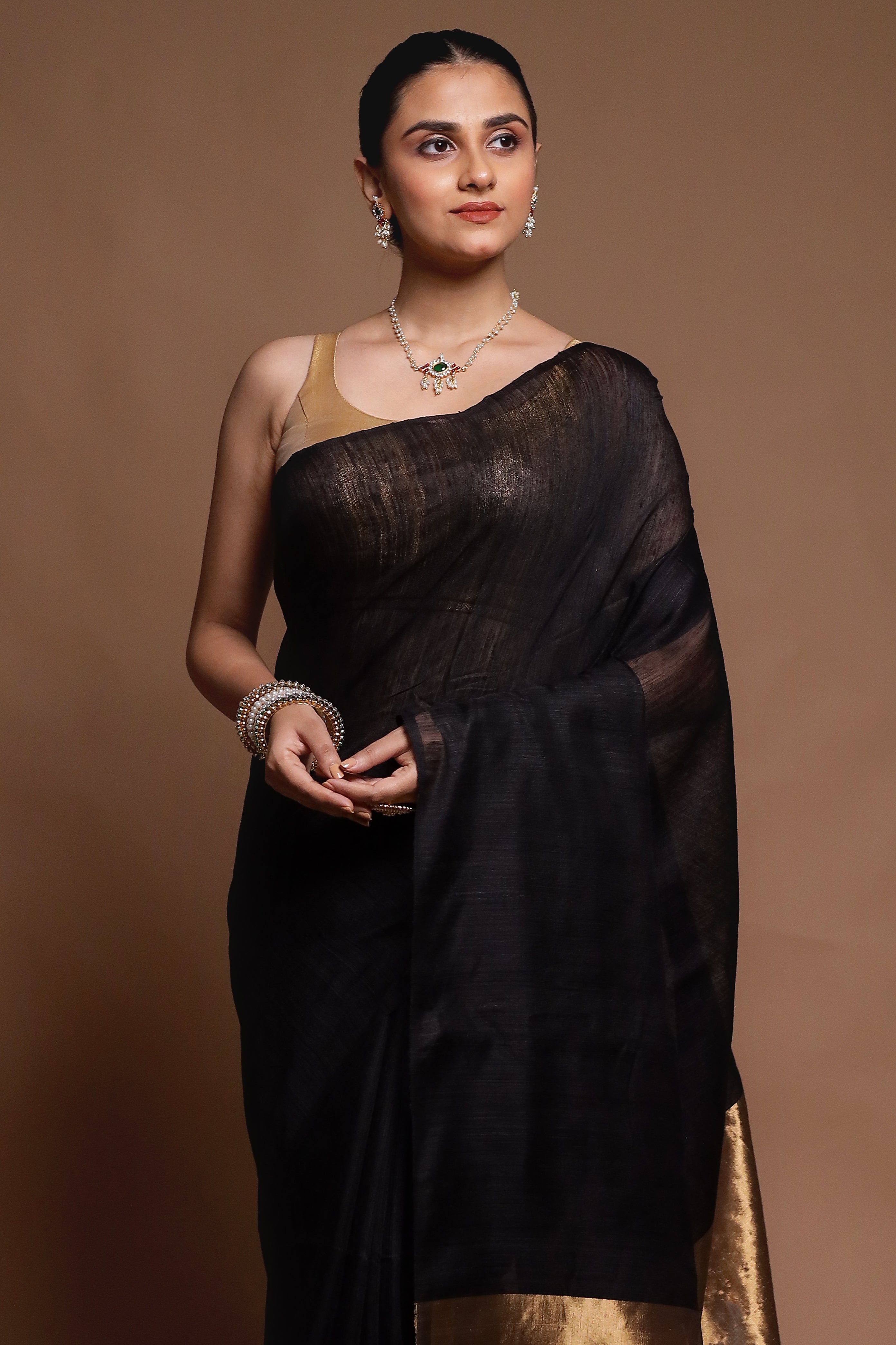 Black Handloom Matka Pure Silk Saree With Blouse Piece