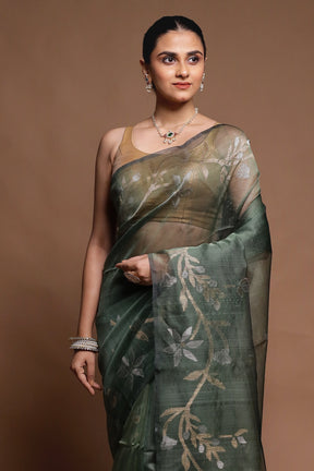 Green Handloom Matka Pure Silk Saree With Blouse Piece