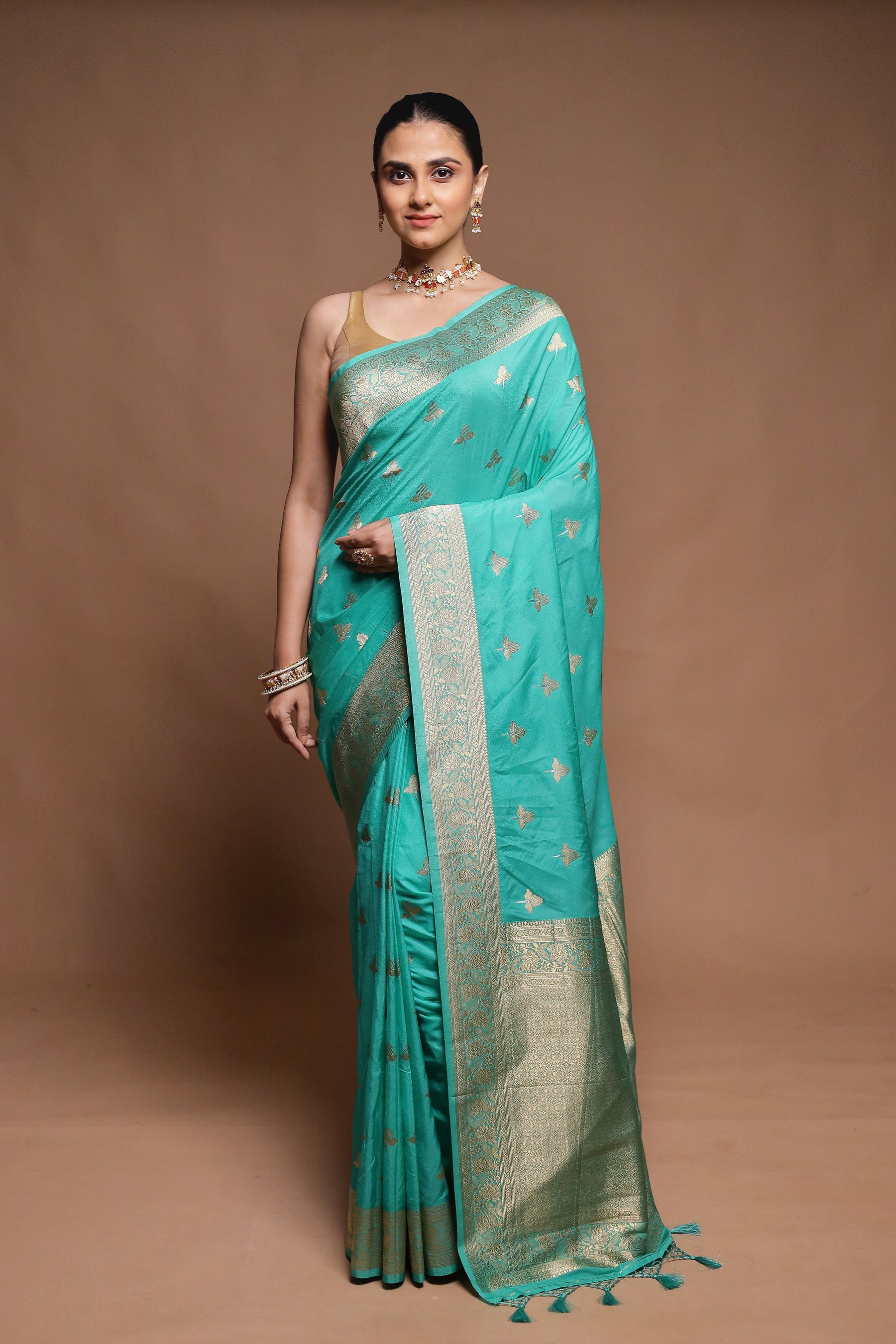 Green Dupion Silk Saree With Blouse Piece