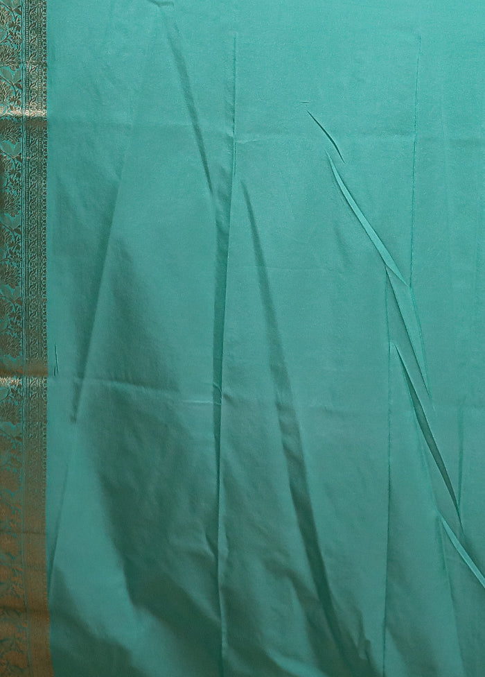 Green Dupion Silk Saree With Blouse Piece