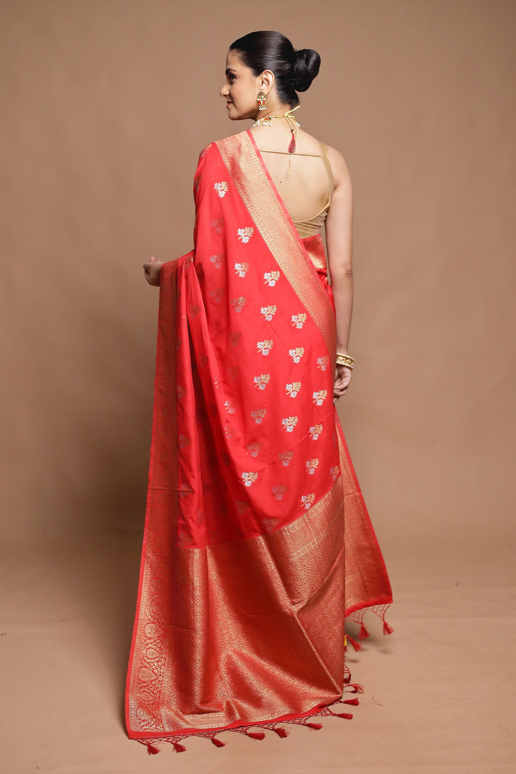 Red Dupion Silk Saree With Blouse Piece