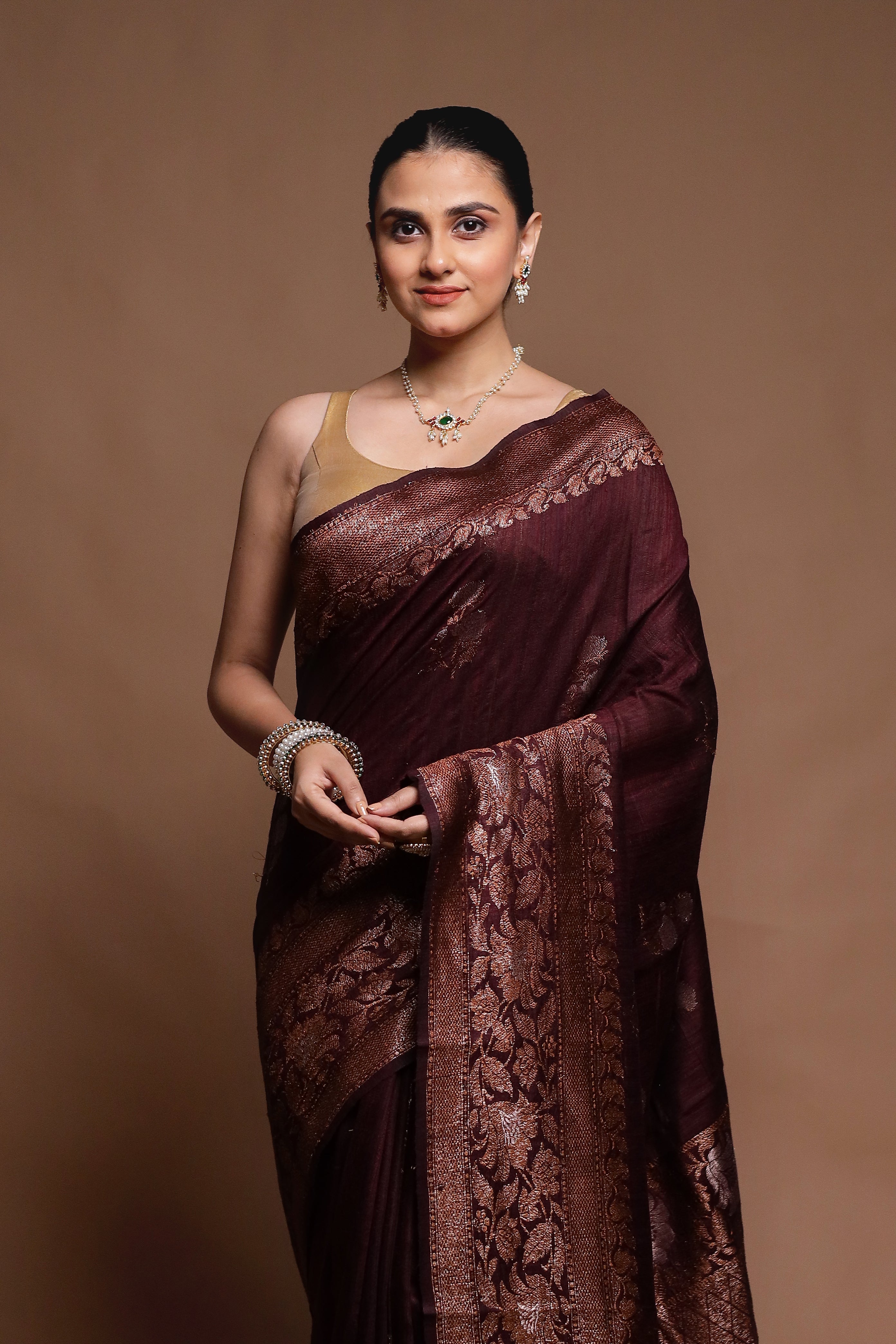 Maroon Handloom Tussar Pure Silk Saree With Blouse Piece