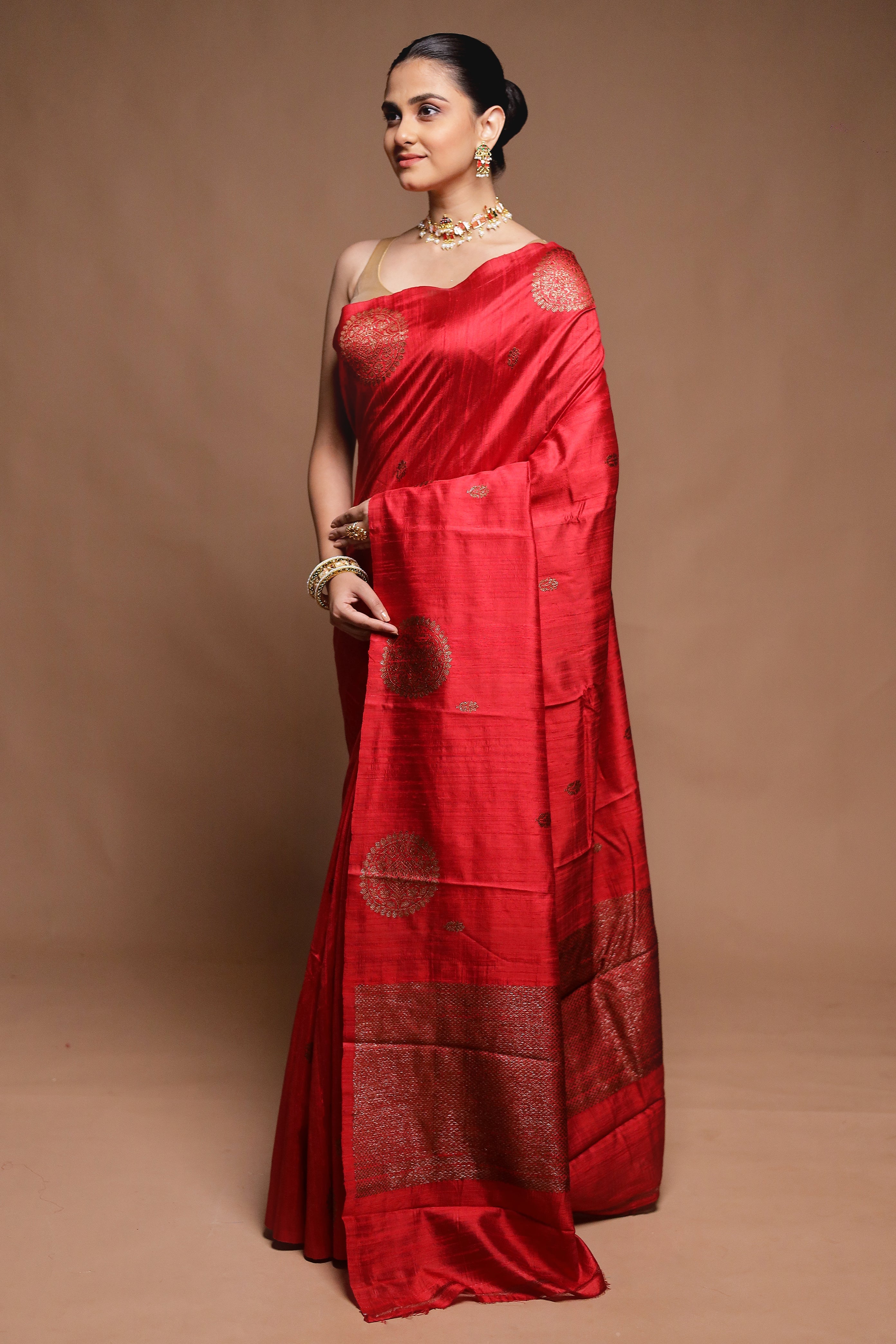Red Handloom Tussar Pure Silk Saree With Blouse Piece