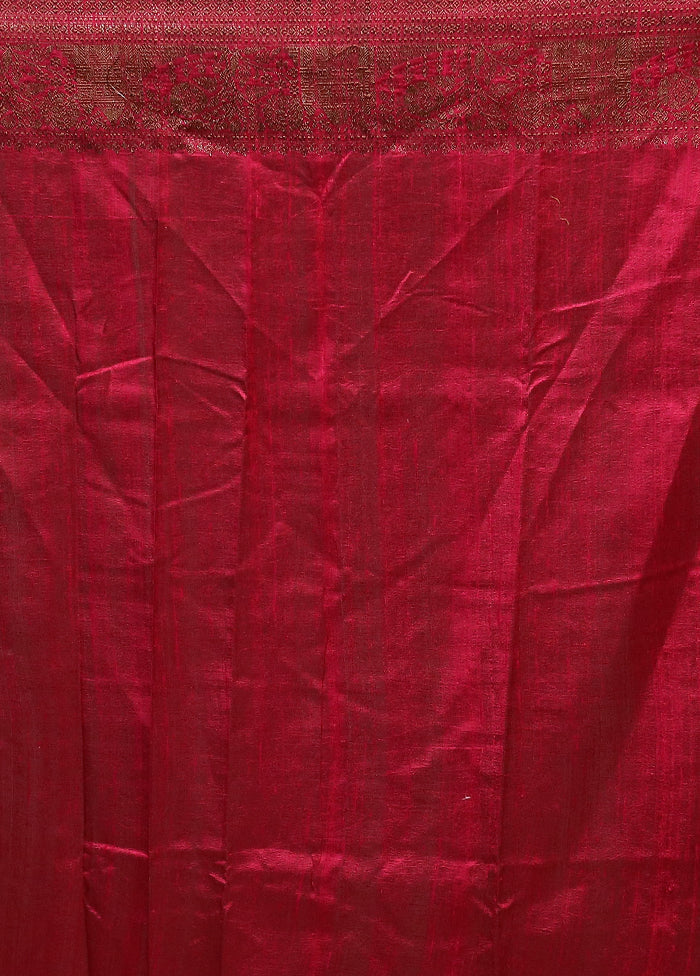 Red Handloom Tussar Pure Silk Saree With Blouse Piece