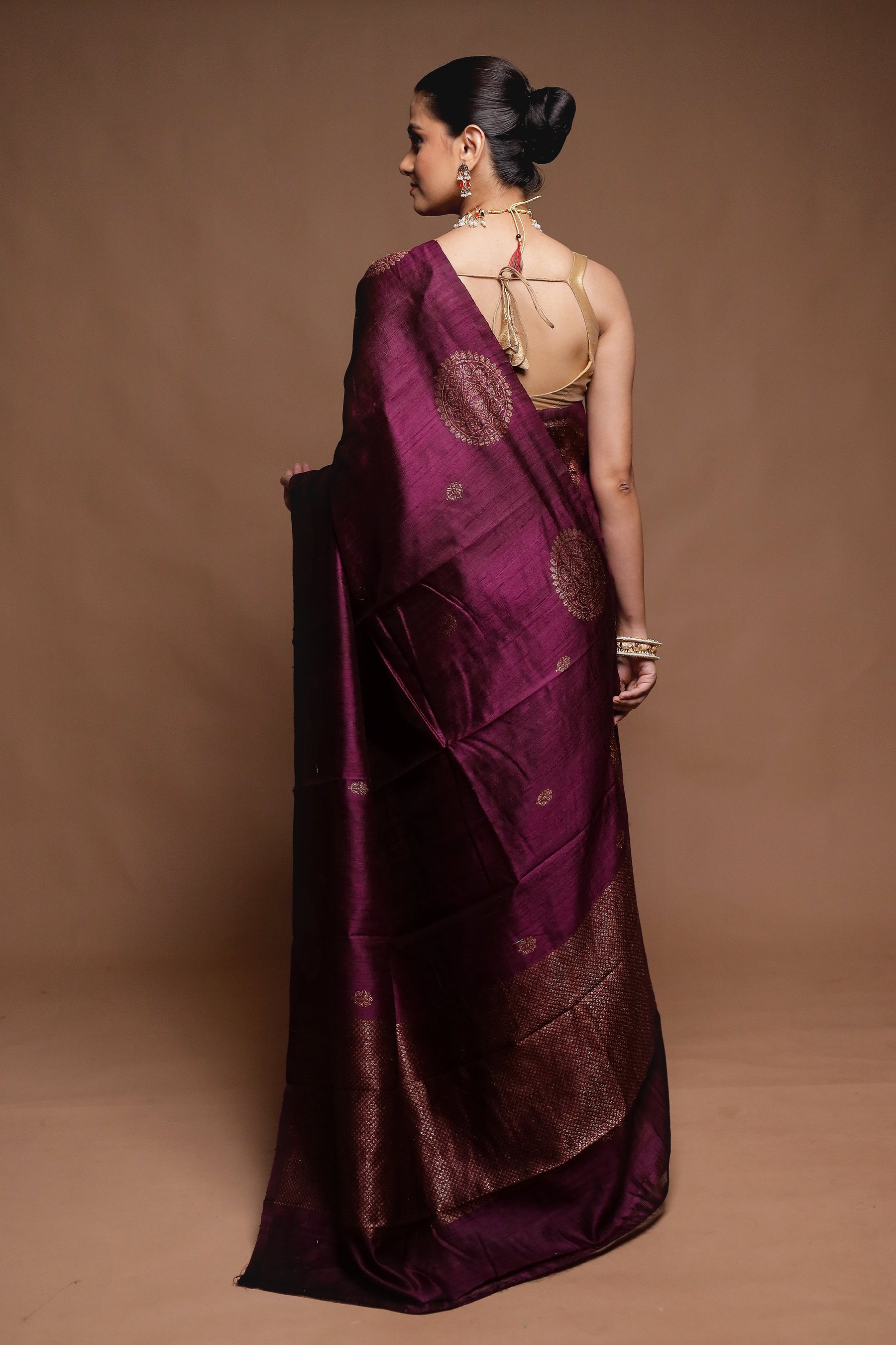Wine Handloom Tussar Pure Silk Saree With Blouse Piece