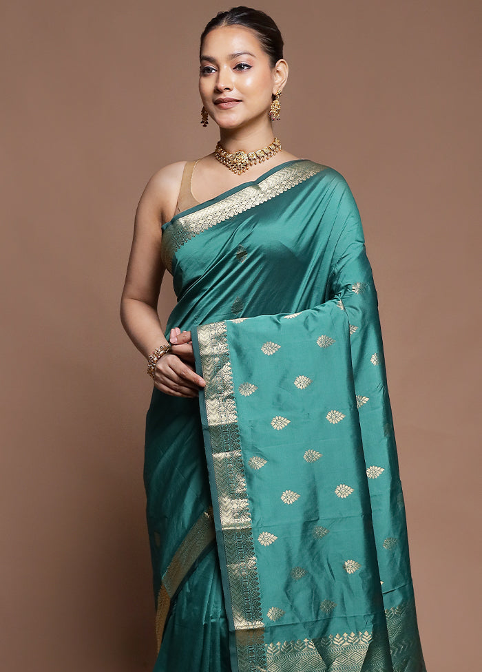 Green Kanjivaram Silk Saree With Blouse Piece
