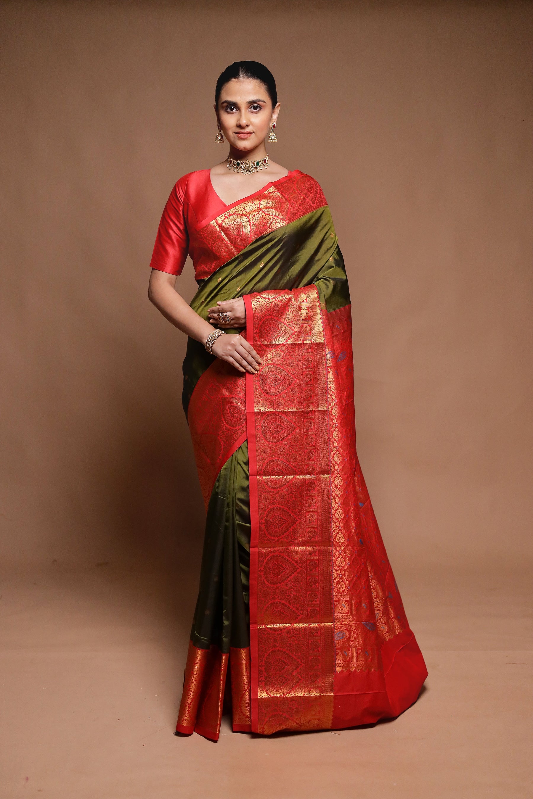 Green Kanjivaram Silk Saree With Blouse Piece