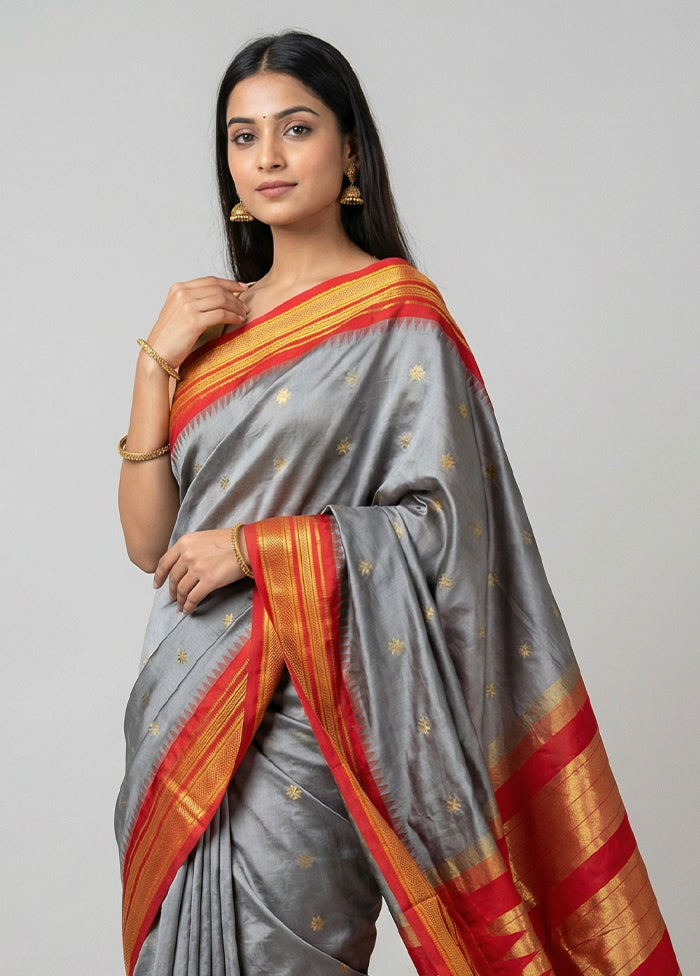 Grey Kanjivaram Silk Saree With Blouse Piece