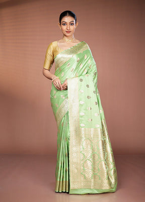 Green Tanchoi Silk Saree With Blouse Piece