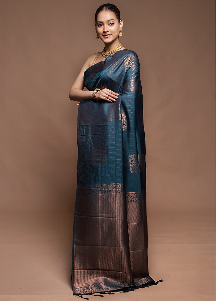 Green Dupion Silk Saree With Blouse Piece