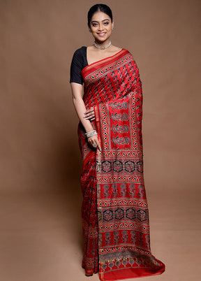 Red Chanderi Cotton Saree With Blouse Piece