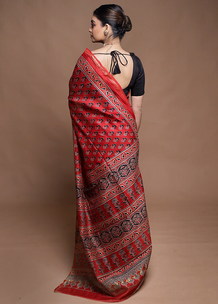 Red Chanderi Cotton Saree With Blouse Piece