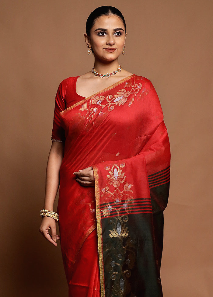 Green Cotton Saree With Blouse Piece
