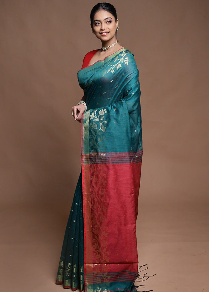 Green Cotton Saree With Blouse Piece
