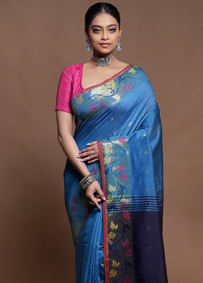 Blue Cotton Saree With Blouse Piece