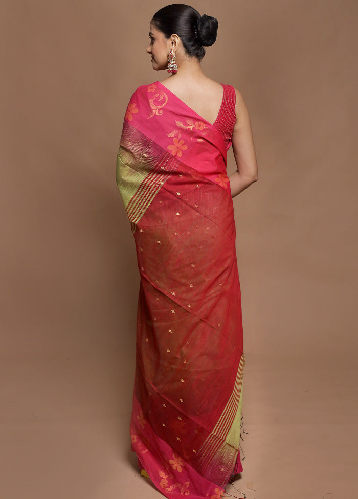 Green Cotton Saree With Blouse Piece