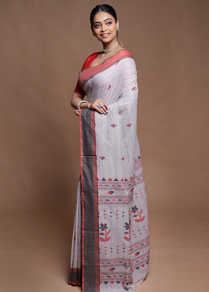 Cream Cotton Saree With Blouse Piece